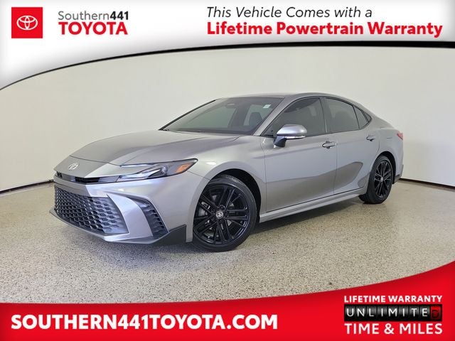 2025 Toyota Camry SE in Heavy Metal — front three-quarter view