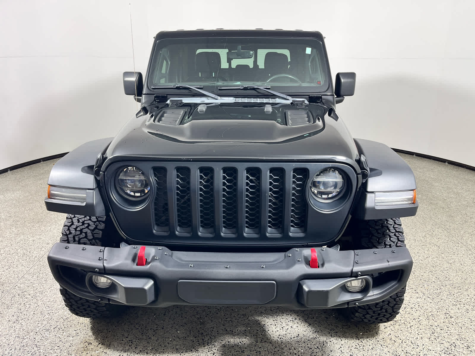 2022 Jeep Gladiator — side profile view