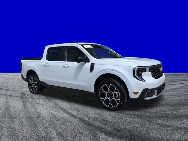 2025 Ford Maverick LARIAT in Oxford White — front three-quarter view