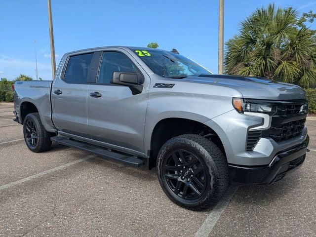 2025 Chevrolet Silverado 1500 LT Trail Boss in Sterling Gray Metallic — front three-quarter view