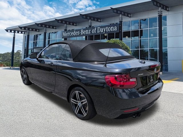 2017 BMW 2 Series — detail view