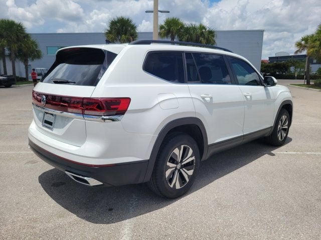 2024 Volkswagen Atlas — detail view