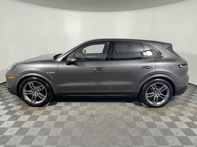 2025 Porsche Cayenne
