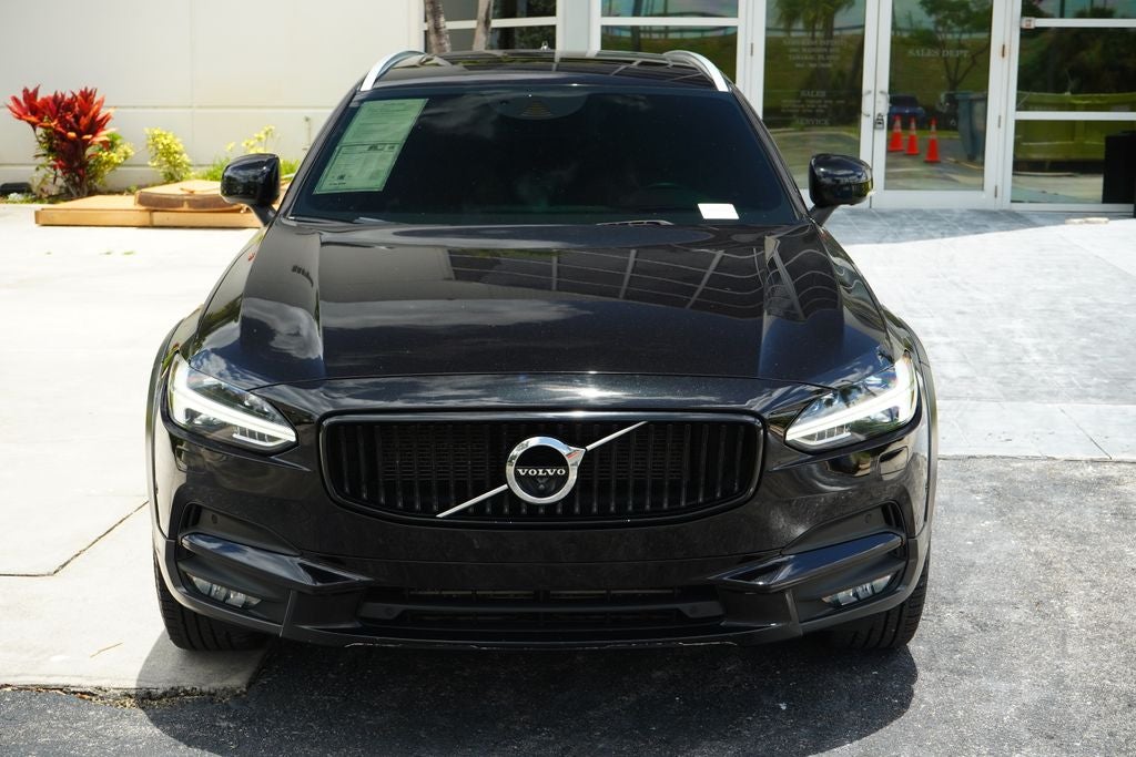 2019 Volvo V90 Cross Country