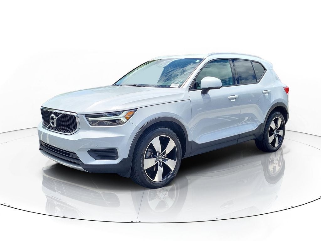 2020 Volvo XC40 — rear three-quarter view